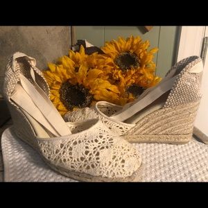 Castaner Carina Canvas Wedge Espadrilles Ivory